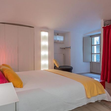 Red Studio Near Porta Nuova By Wonderful Italy Turin Bagian luar foto