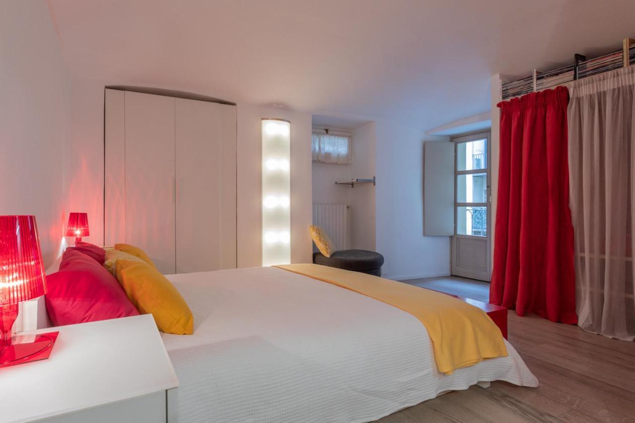 Red Studio Near Porta Nuova By Wonderful Italy Turin Bagian luar foto