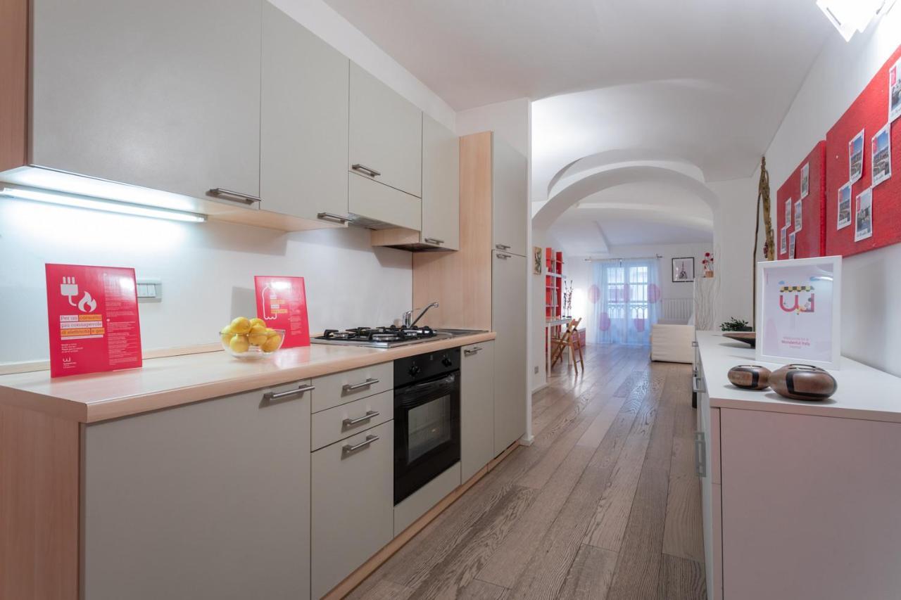 Red Studio Near Porta Nuova By Wonderful Italy Turin Bagian luar foto